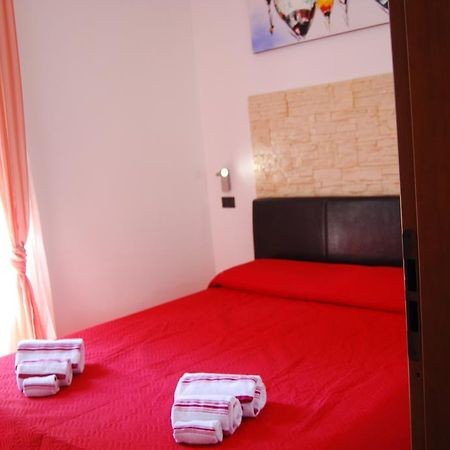 Appartamenti Corneliani II Sirmione Exterior foto