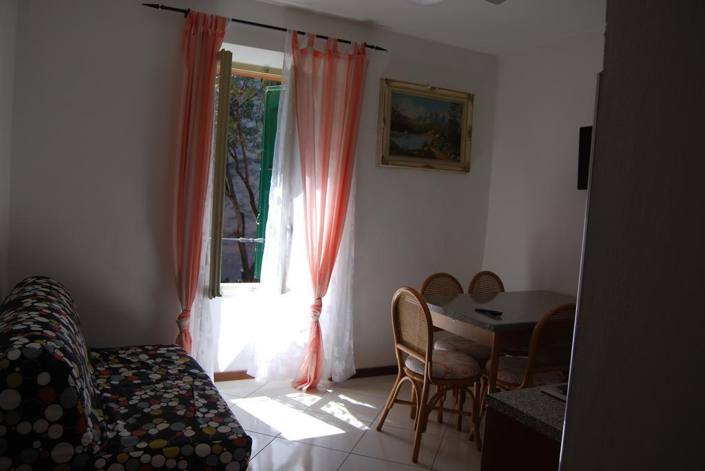 Appartamenti Corneliani II Sirmione Exterior foto